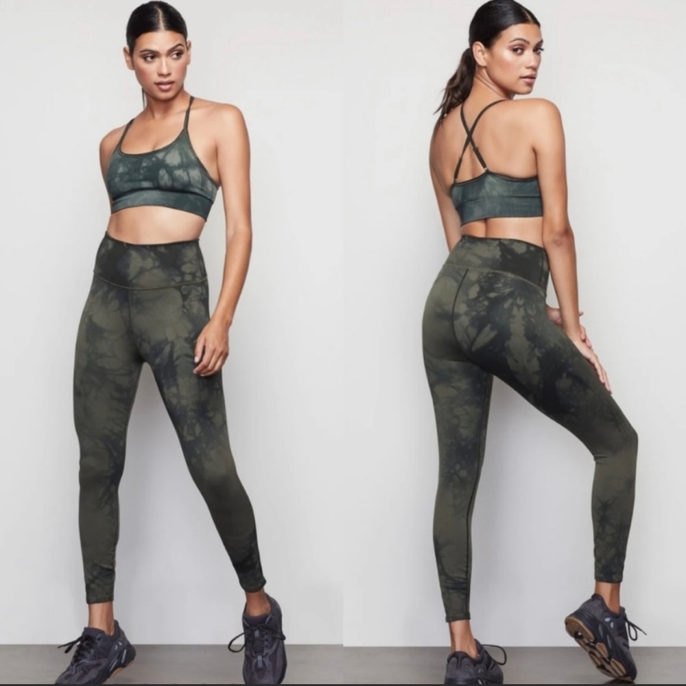 Good American Tie Dye Leggings